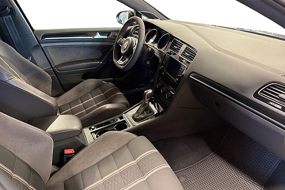 Volkswagen Golf I 6 of 24