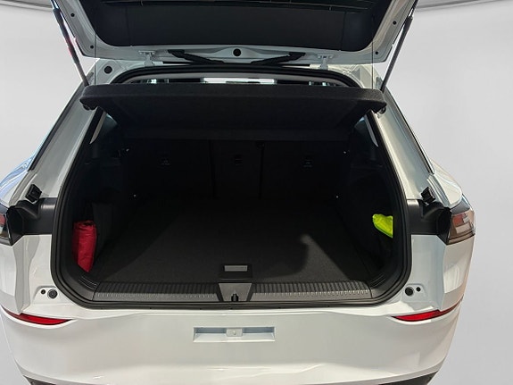 Volkswagen T-Roc 4 of 13