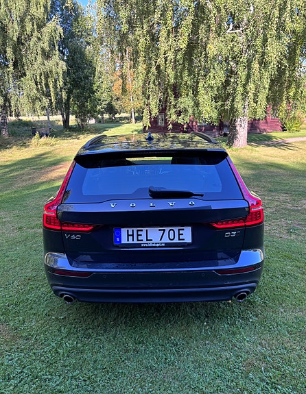 Volvo V60 4 of 7