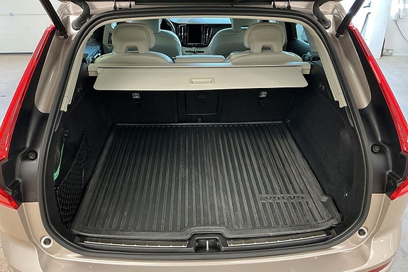 Volvo XC60 21 of 29
