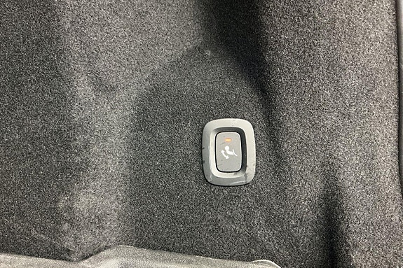 Volvo XC60 20 of 29