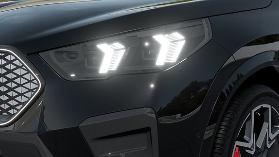 BMW iX2 6 of 13
