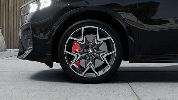 BMW iX2 7 of 13