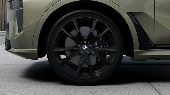 BMW X7 7 of 13