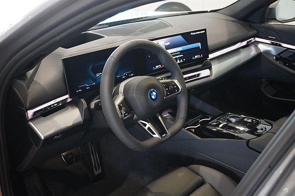 BMW i5 2 of 12