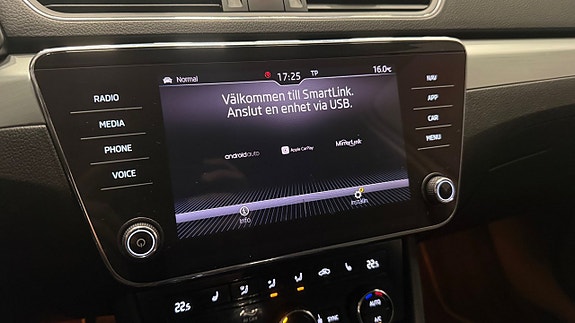Skoda Superb 20 of 27