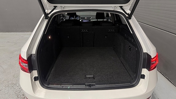 Skoda Superb 27 of 27