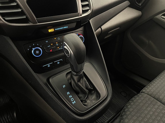 Ford Transit Connect 24 of 30