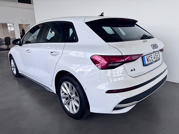 Audi A3 3 of 17