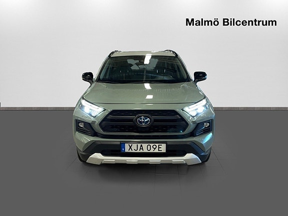 Toyota RAV4 5 of 19
