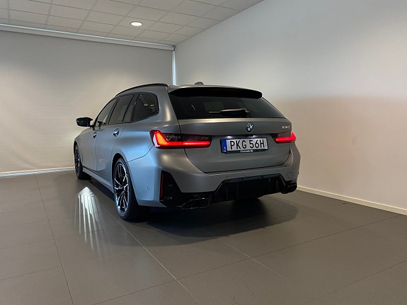 BMW M340i 15 of 17