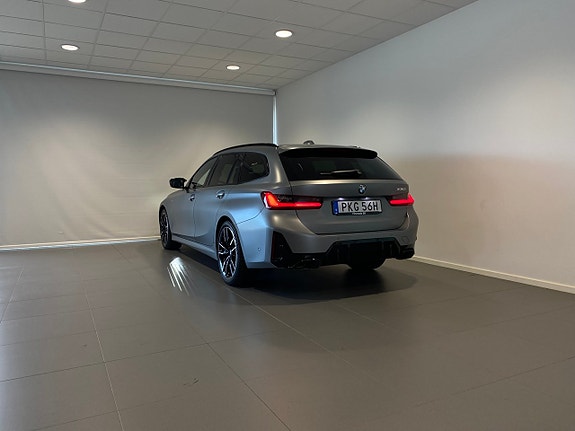 BMW M340i 16 of 17