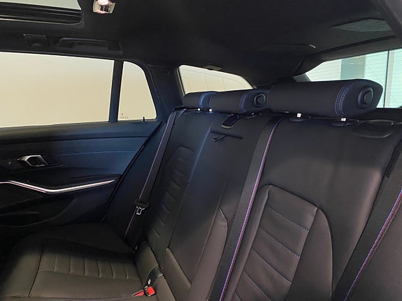 BMW M340i 13 of 17