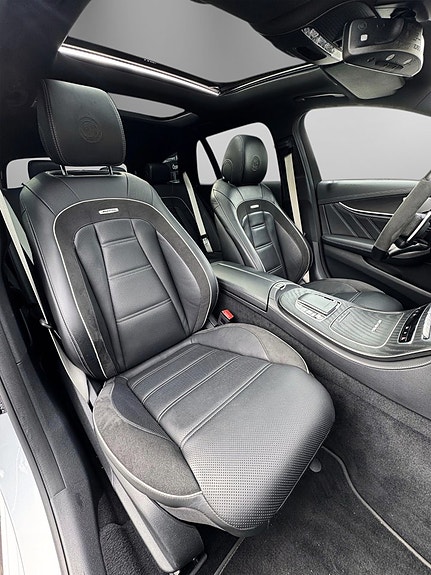 Mercedes-Benz E63 27 of 30