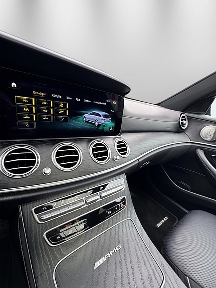 Mercedes-Benz E63 19 of 30