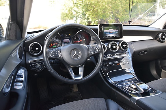 Mercedes-Benz C220 d 7 of 26