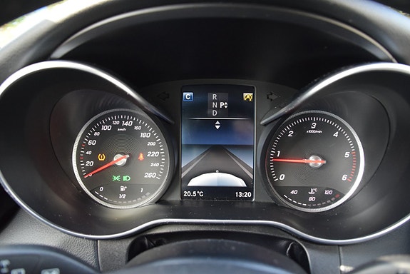 Mercedes-Benz C220 d 21 of 26