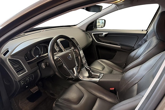 Volvo XC60 9 of 22