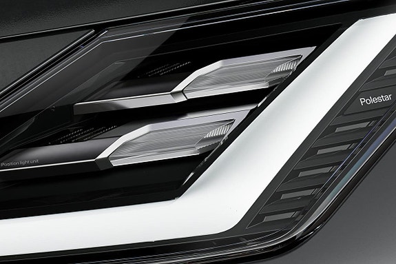 Polestar 4 8 of 20