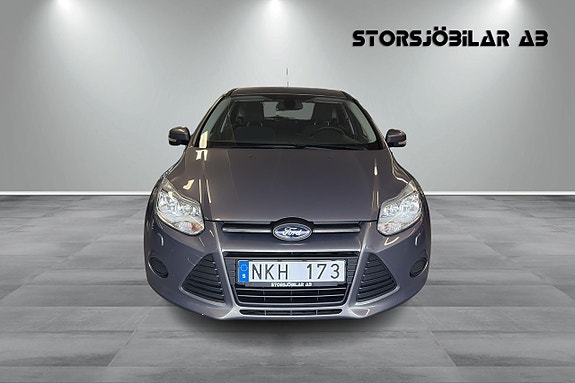 Ford Focus 8 of 15