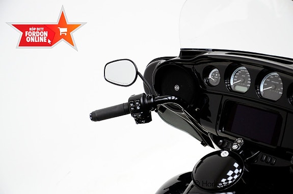 Harley-Davidson Ultra Limited *Hemleverans* 7 of 10