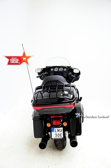 Harley-Davidson Ultra Limited *Hemleverans* 4 of 10