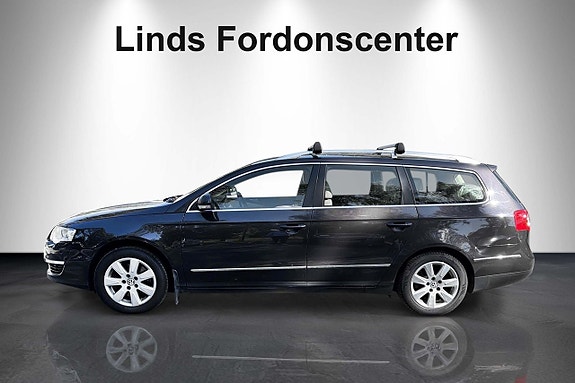 Volkswagen Passat 2 of 7