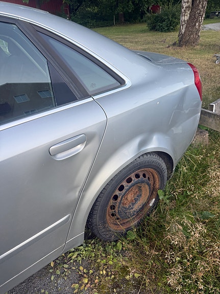 Audi A4 6 of 6