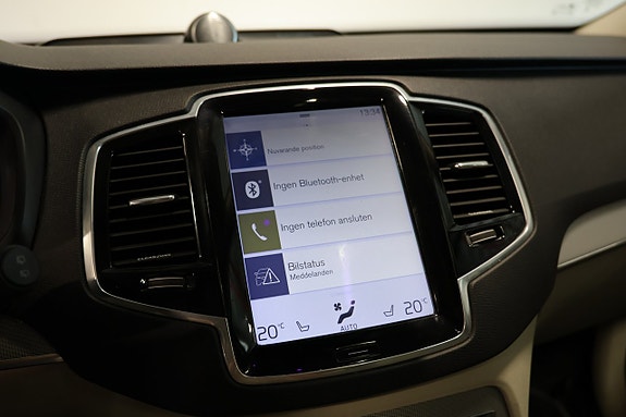 Volvo XC90 21 of 27