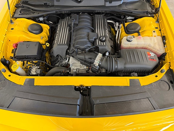 Dodge Challenger 16 of 18