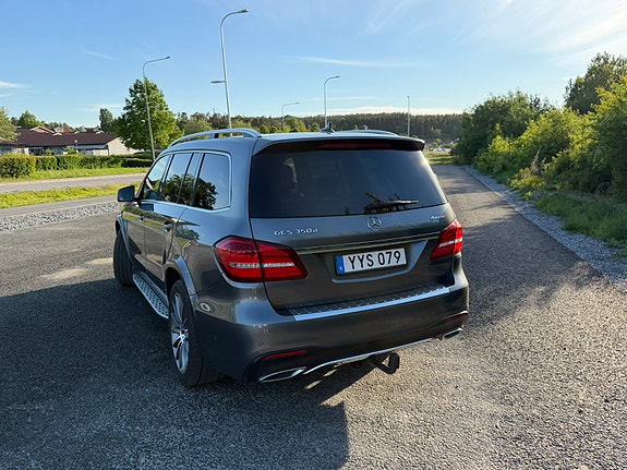 Mercedes-Benz GLS350 d 3 of 7
