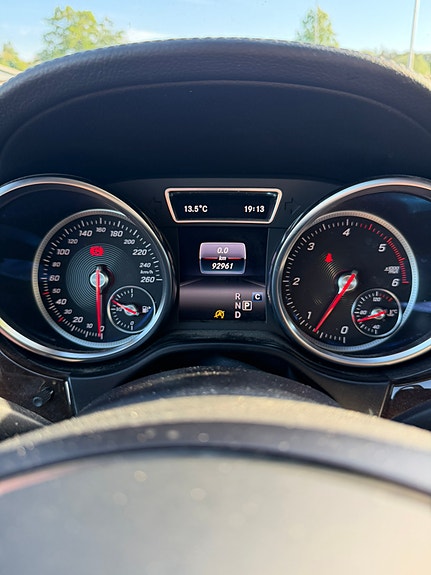 Mercedes-Benz GLS350 d 5 of 7