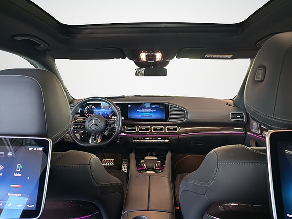 Mercedes-Benz GLS63 10 of 25