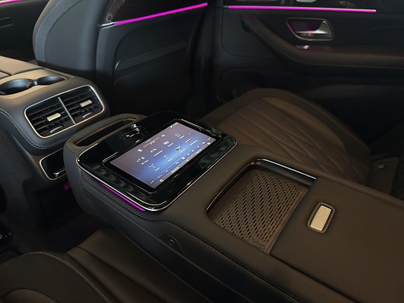 Mercedes-Benz GLS63 20 of 25