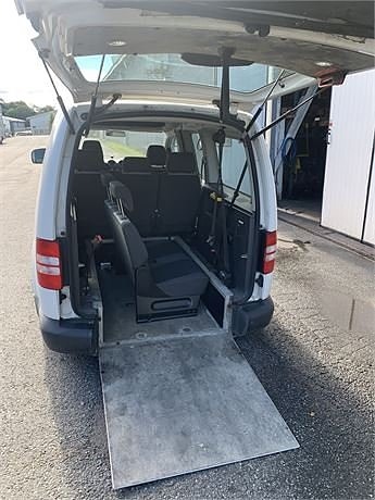Volkswagen Caddy Maxi 9 of 10