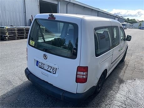 Volkswagen Caddy Maxi 3 of 10
