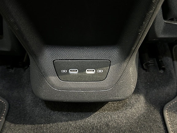 Cupra Born 11 of 18