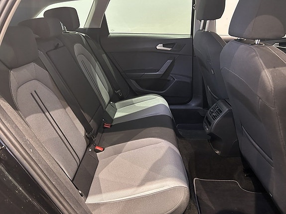 Seat Leon 12 of 23