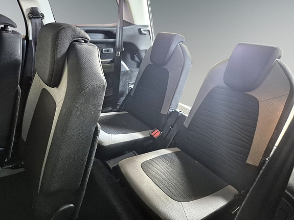Citroen Grand C4 Picasso 14 of 23