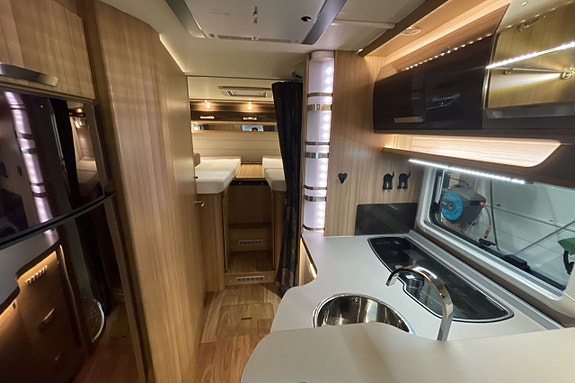 Knaus 700 MEG Platinum Selection 18 of 18