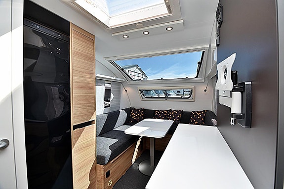 Adria 391 LH Action Sport, Långbäddar 5 of 21