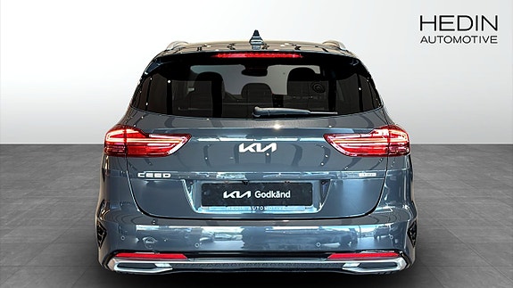 Kia Ceed 7 of 9