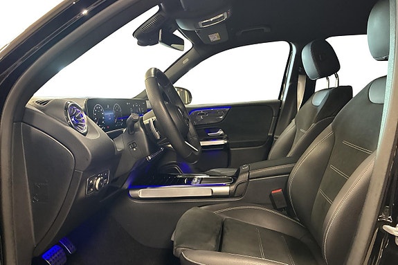 Mercedes-Benz GLB200 8 of 21