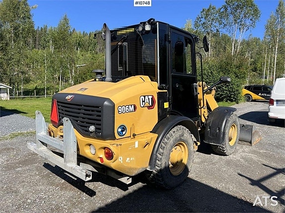 CAT 906M Hjullastare med flera redskap (645,000:- ex moms) 6 of 24