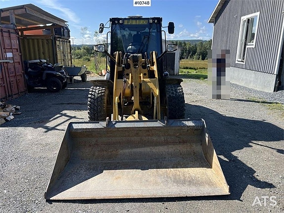CAT 906M Hjullastare med flera redskap (645,000:- ex moms) 3 of 24