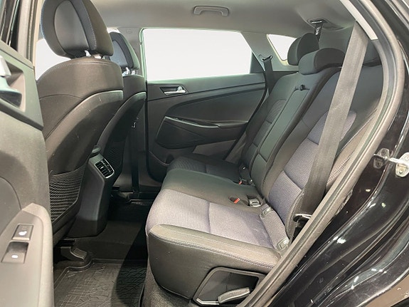 Hyundai Tucson 10 of 18