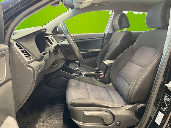 Hyundai Tucson 9 of 18