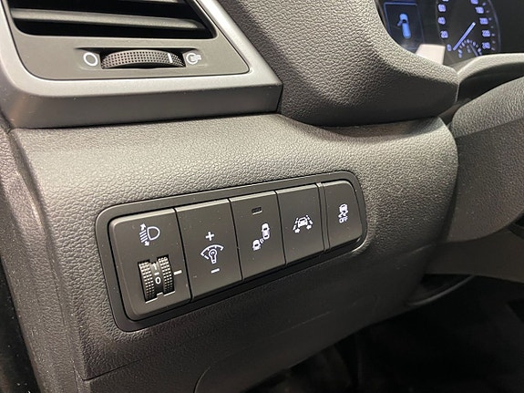 Hyundai Tucson 13 of 18