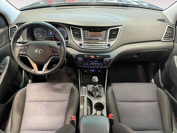 Hyundai Tucson 11 of 18