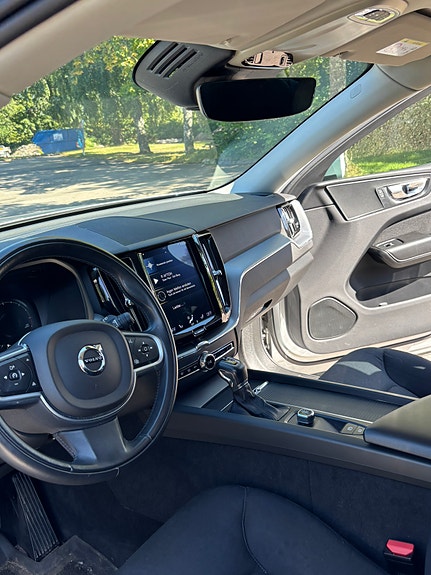 Volvo XC60 13 of 13